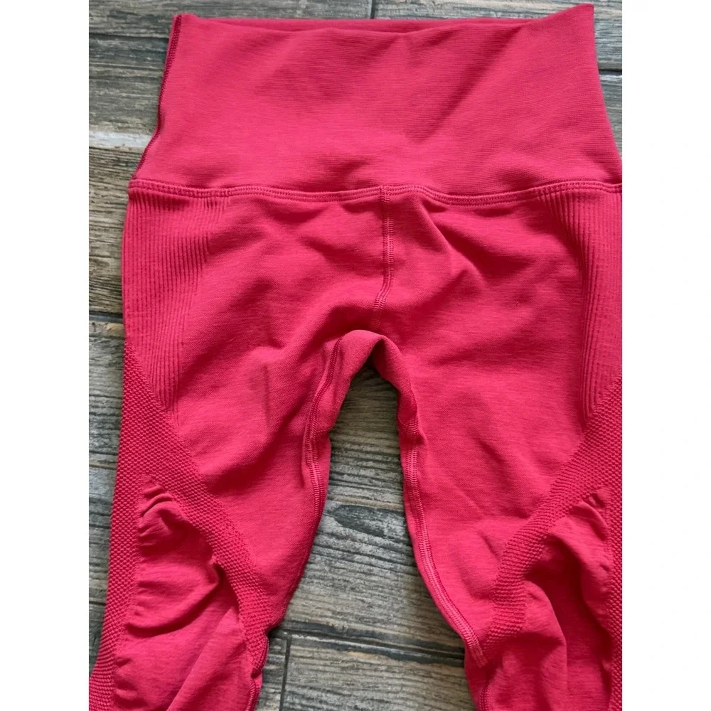 Alphalete High Waisted Seamless Leggings Pink Small‎ Yoga Amplify Body Scrunch